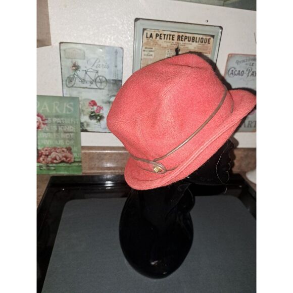 GORGEOUS Classy Classic Coach Women's Wool Blend Bucket Hat Sunset Red Size M/L - Picture 4 of 11